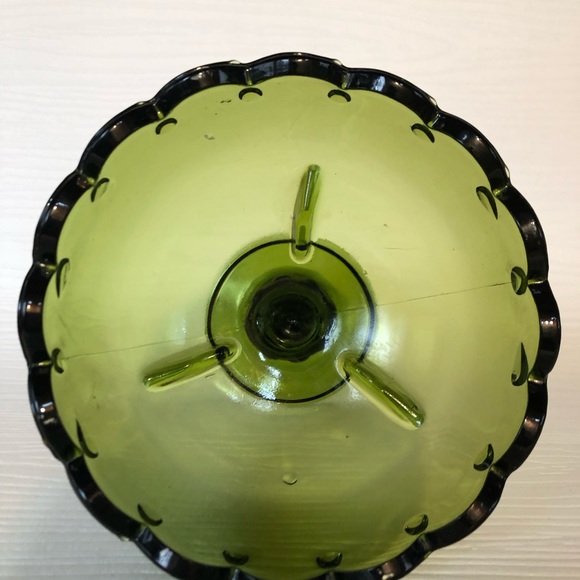 Indiana Glass Green Teardrop Pedestal dish - Picture 4 of 6
